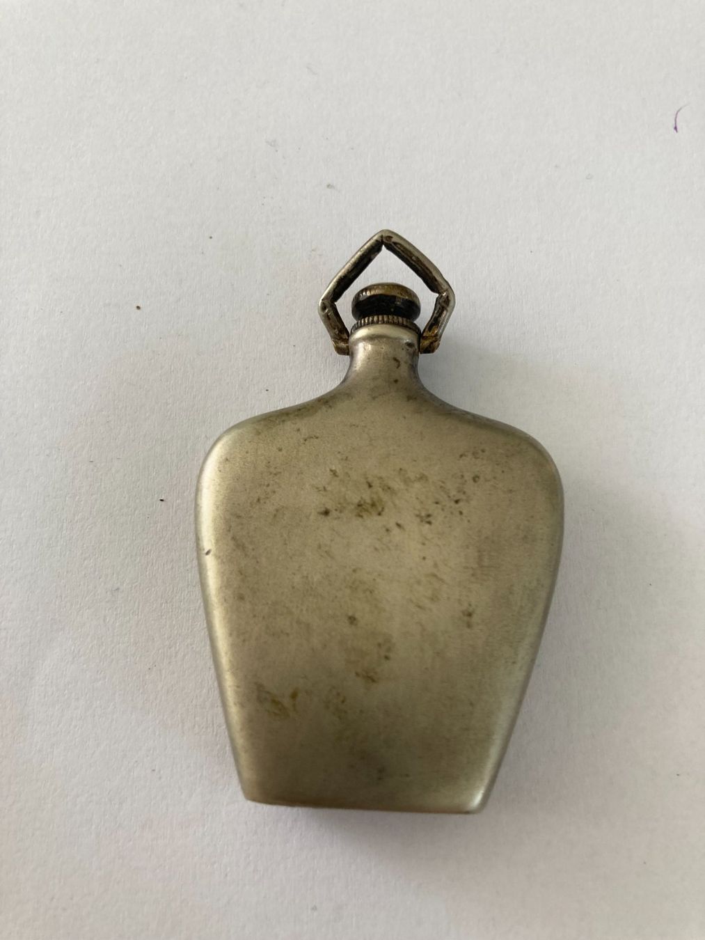 Flaconi: Petite flasque à parfum ancienne – Usato da Lausanne venduto da gio_vintage17