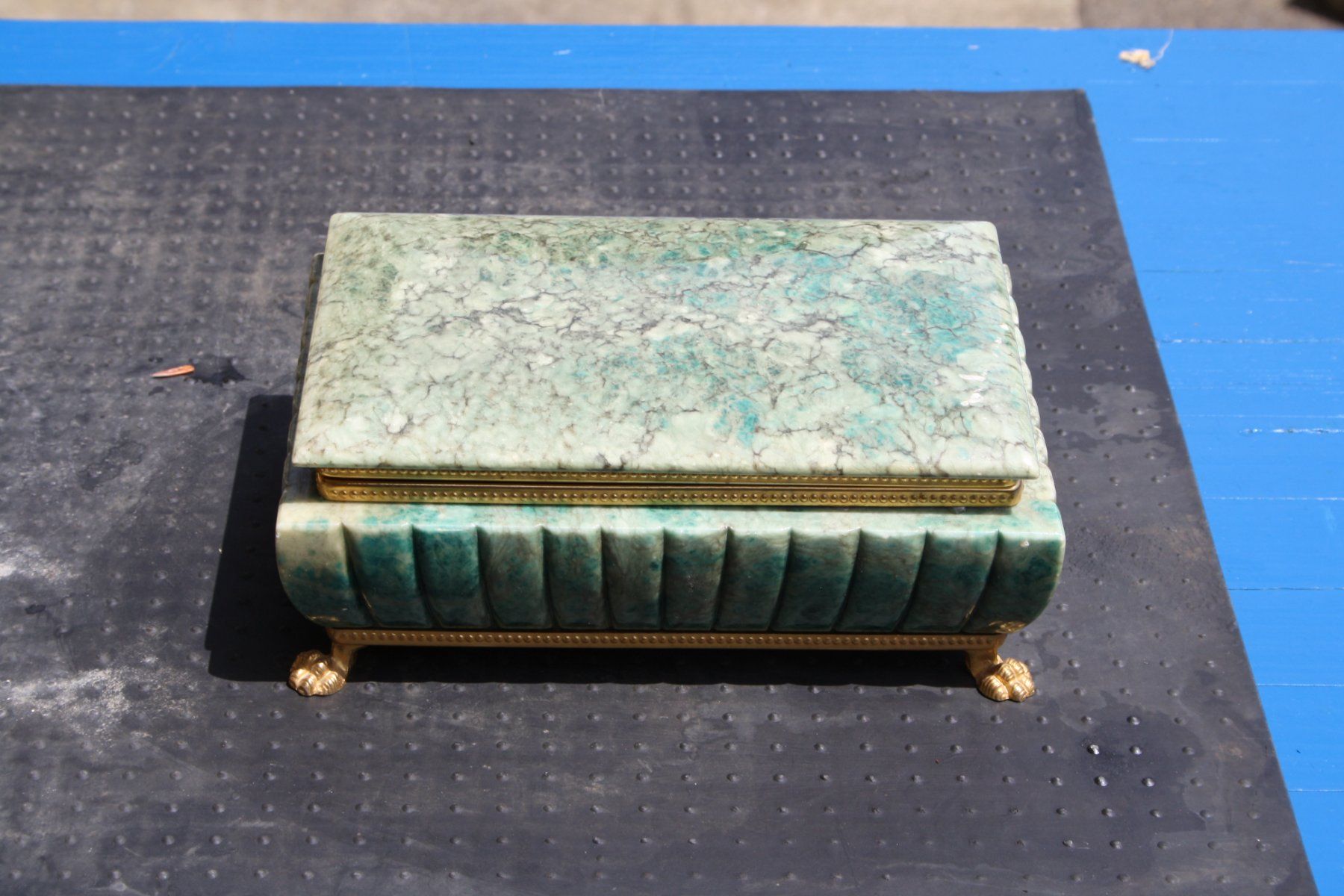 Coffrets à bijoux: SCHATULLE BOX STEIN ODER KUNSSTEIN MASSIV – D'occasion à Wauwil par Pneuedy 1