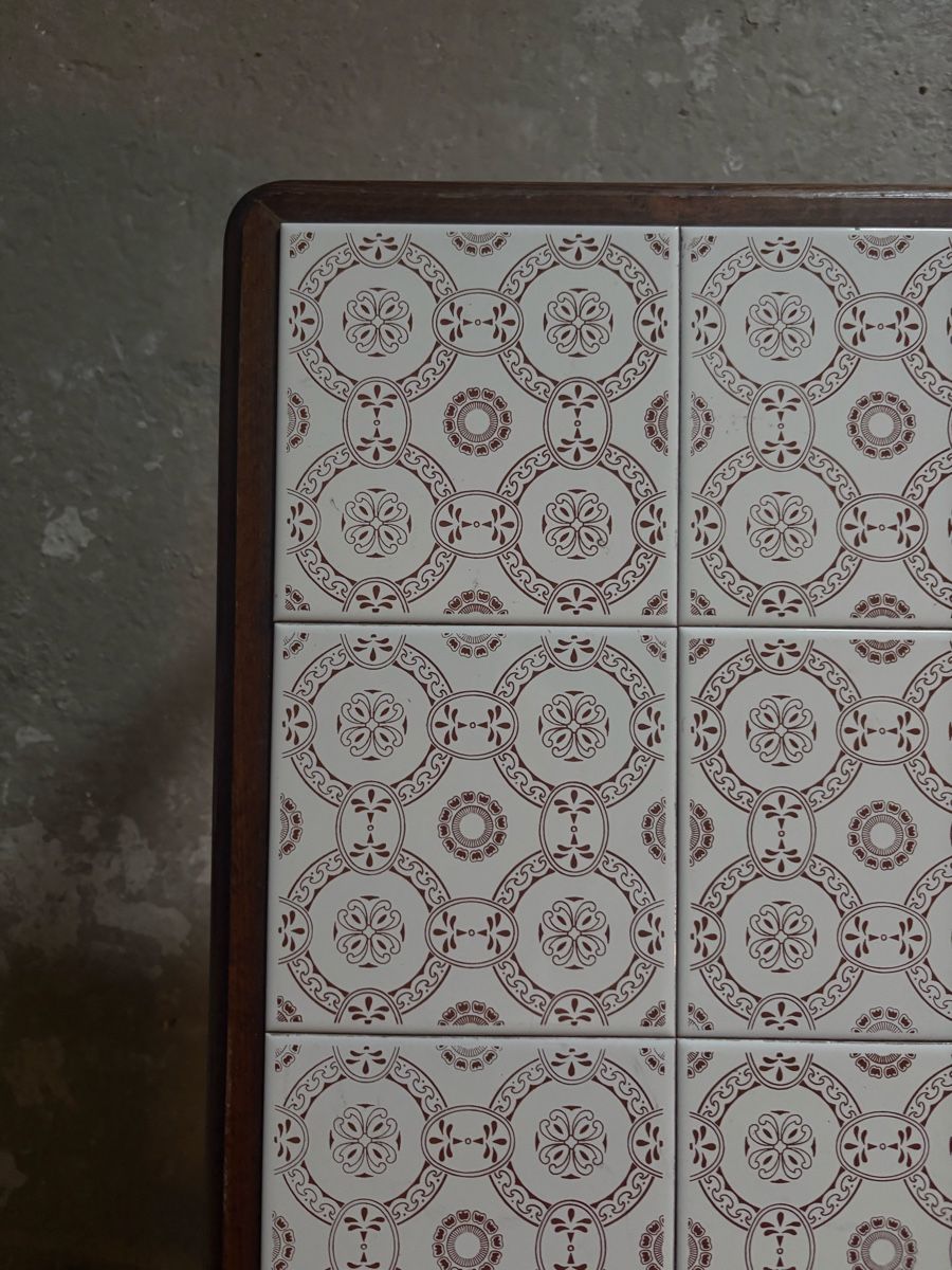 Tavoli: Vintage Couchtisch mit Keramikplatten – Usato da Dachsen venduto da ali_y5vh 1