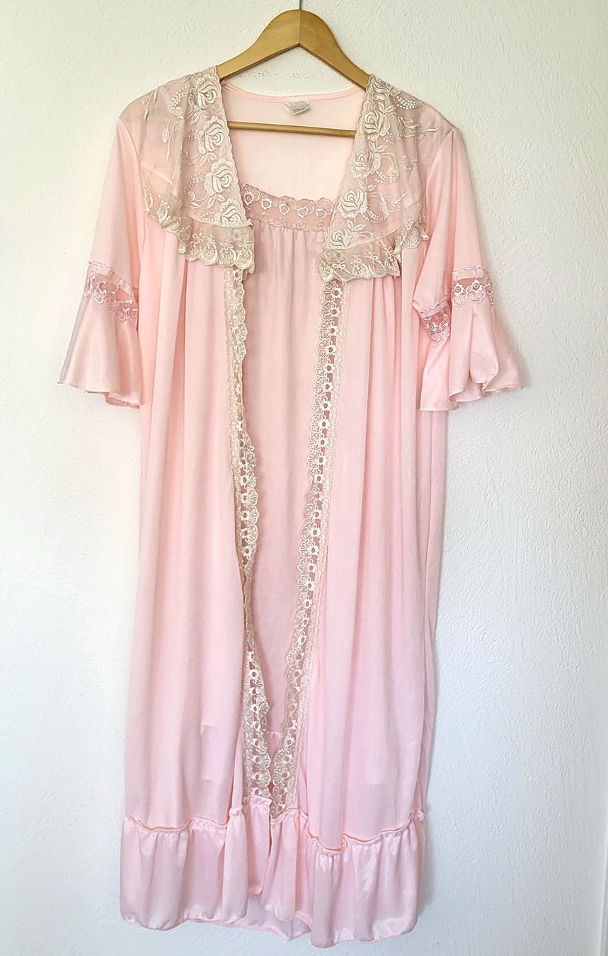 Stoffe: Vintage Rosa Nylon Spitze Set M – Gebraucht aus Schindellegi von Maidli8834