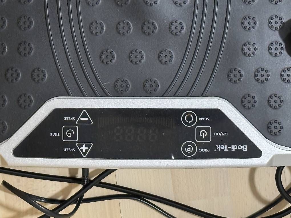 Hometrainer: Vibrationstrainer Bodi Tek – Gebraucht aus Ruggell von Pascal_B_1986 2