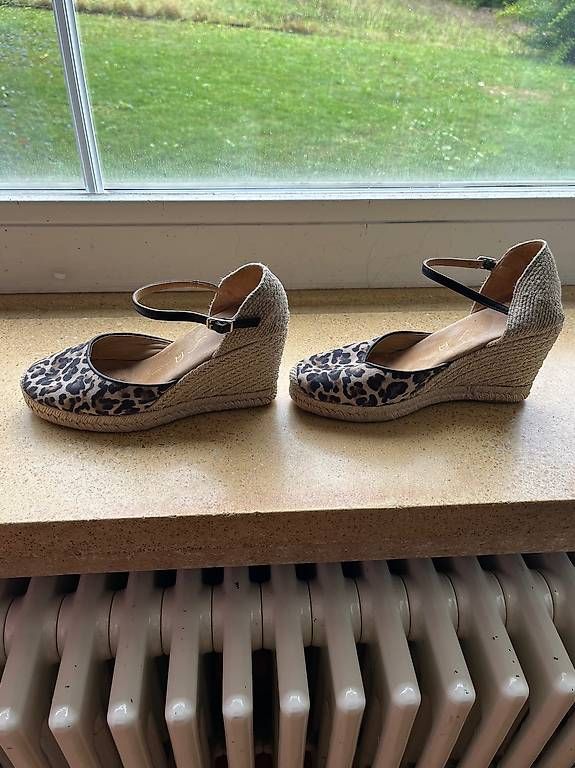 Unisa Scarpe da donna: Unisa Wedges – Usato da Büren an der Aare venduto da mar_mar_20 1