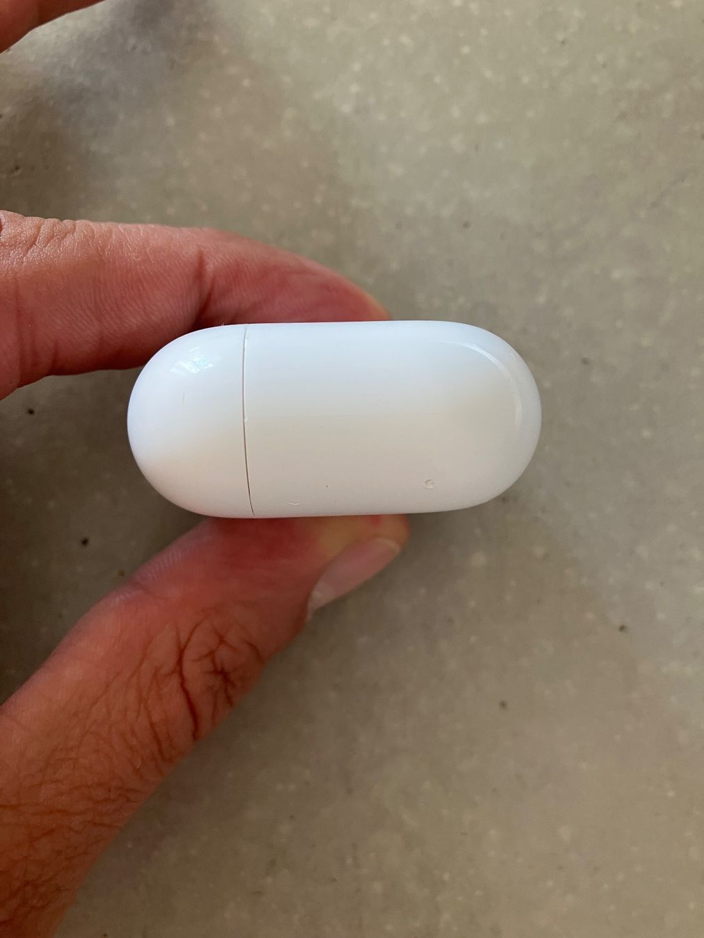 Apple Casques audio: APPLE AIRPODS 4 CASE – D'occasion à Lausanne par mr.v 6