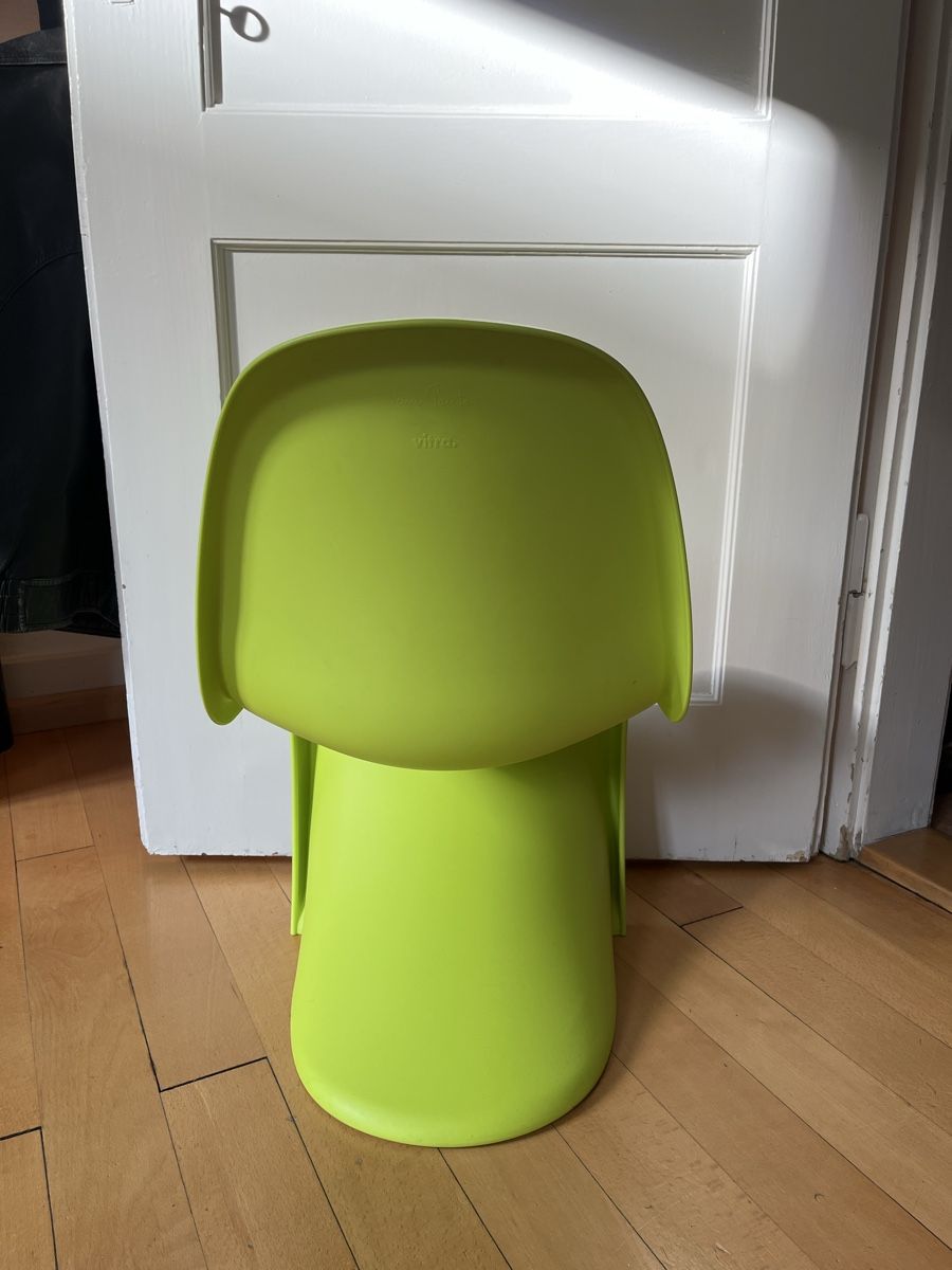 Vitra Stühle: Vitra Panton Junior Chair – Gebraucht aus Basel von and_bc5b 3
