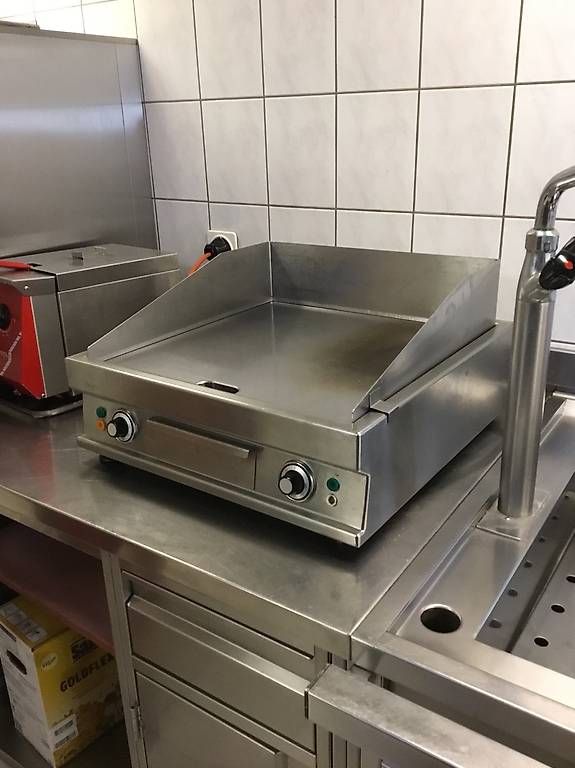 Griglie: Aeschlimann Elektrogrill – Usato da Unterramsern venduto da aschi16