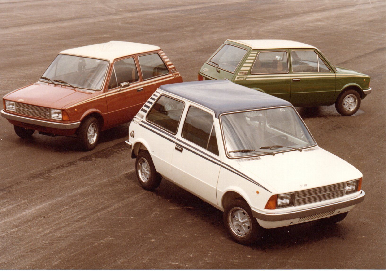 Innocenti Automobili: Innocenti De Tomaso - CH-Original Prospekt & Pressedoku. – Nuovo (secondo la descrizione) da Malans GR venduto da Chueche427 5
