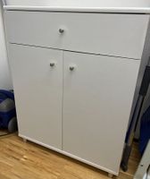 Weisse Kommode