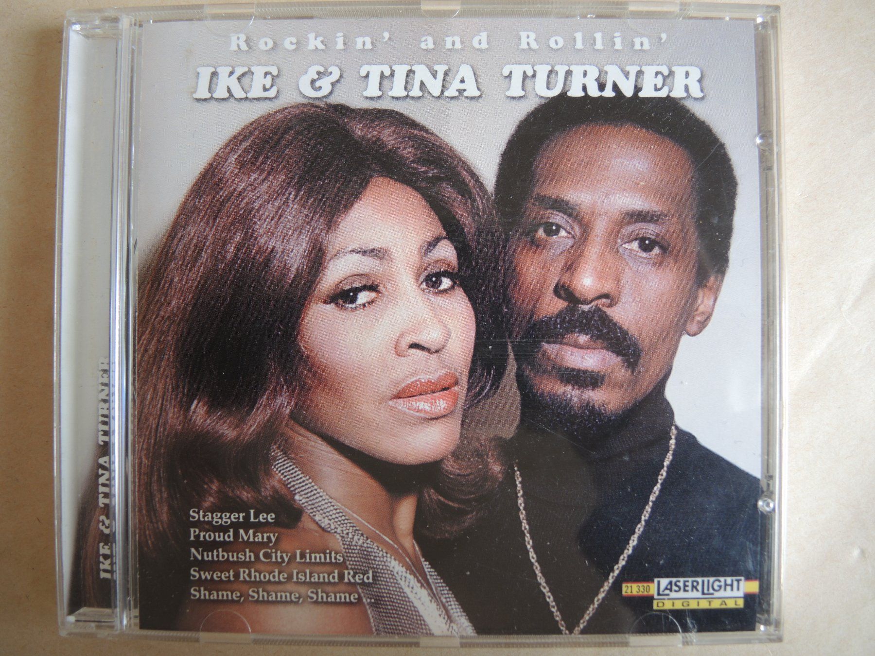 CD: CD - IKE & TINA TURNER - Nutbush City Limits Stagger Lee ... – Usato da Rorschach venduto da maeck8
