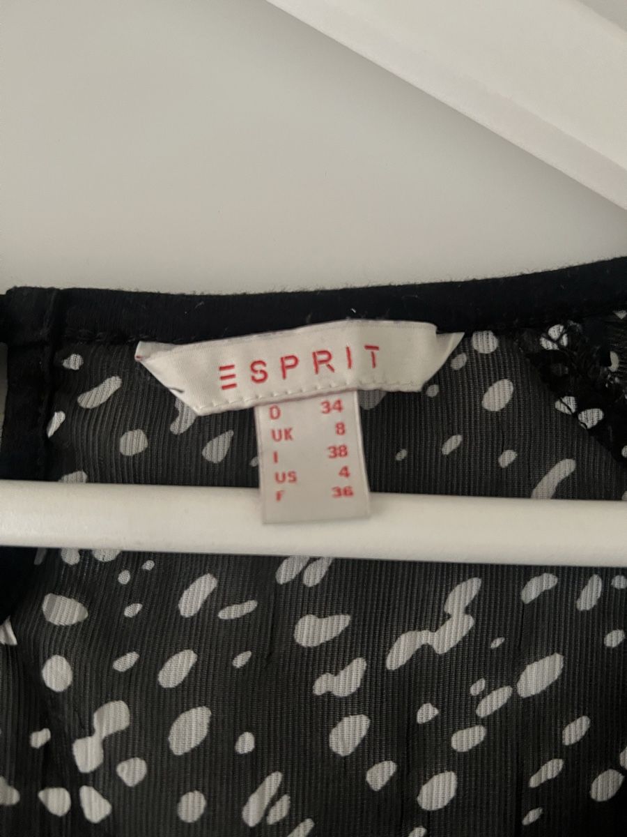 Esprit T-shirt: Shirt, Esprit, Bluse, Chiffon Gr. 34 – Usato da Bern venduto da Slo3 2