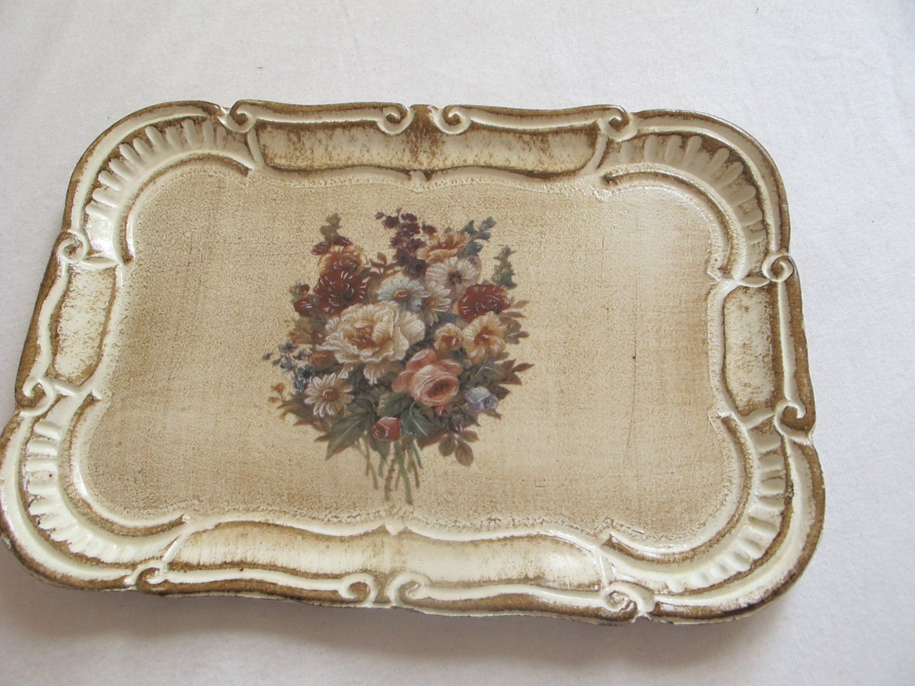 Piatti di portata: Schönes Vintage Tablett Holztablett Shabby chic Deko – Usato da Löhningen venduto da Chimae67 5