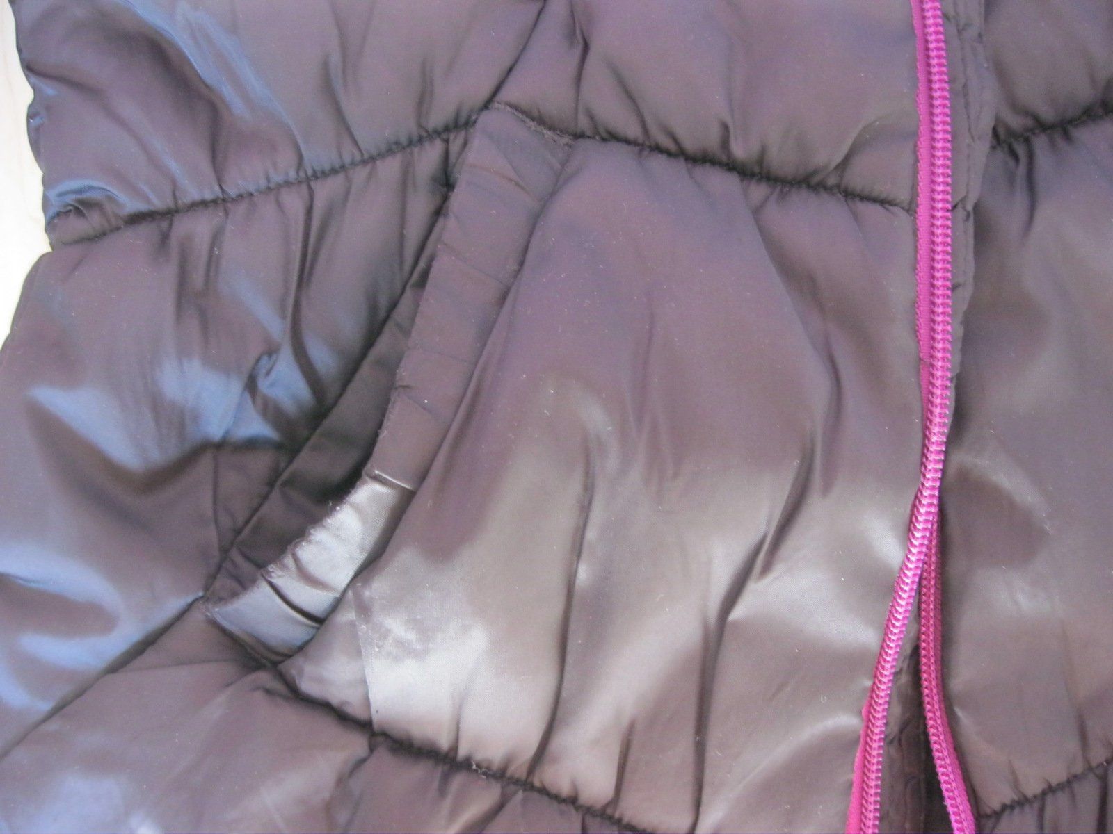 Puma Jacken & Mäntel: Puma Winterjacke schwarz/violett Gr. 152 – Gebraucht aus Vitznau von Kateborg 4