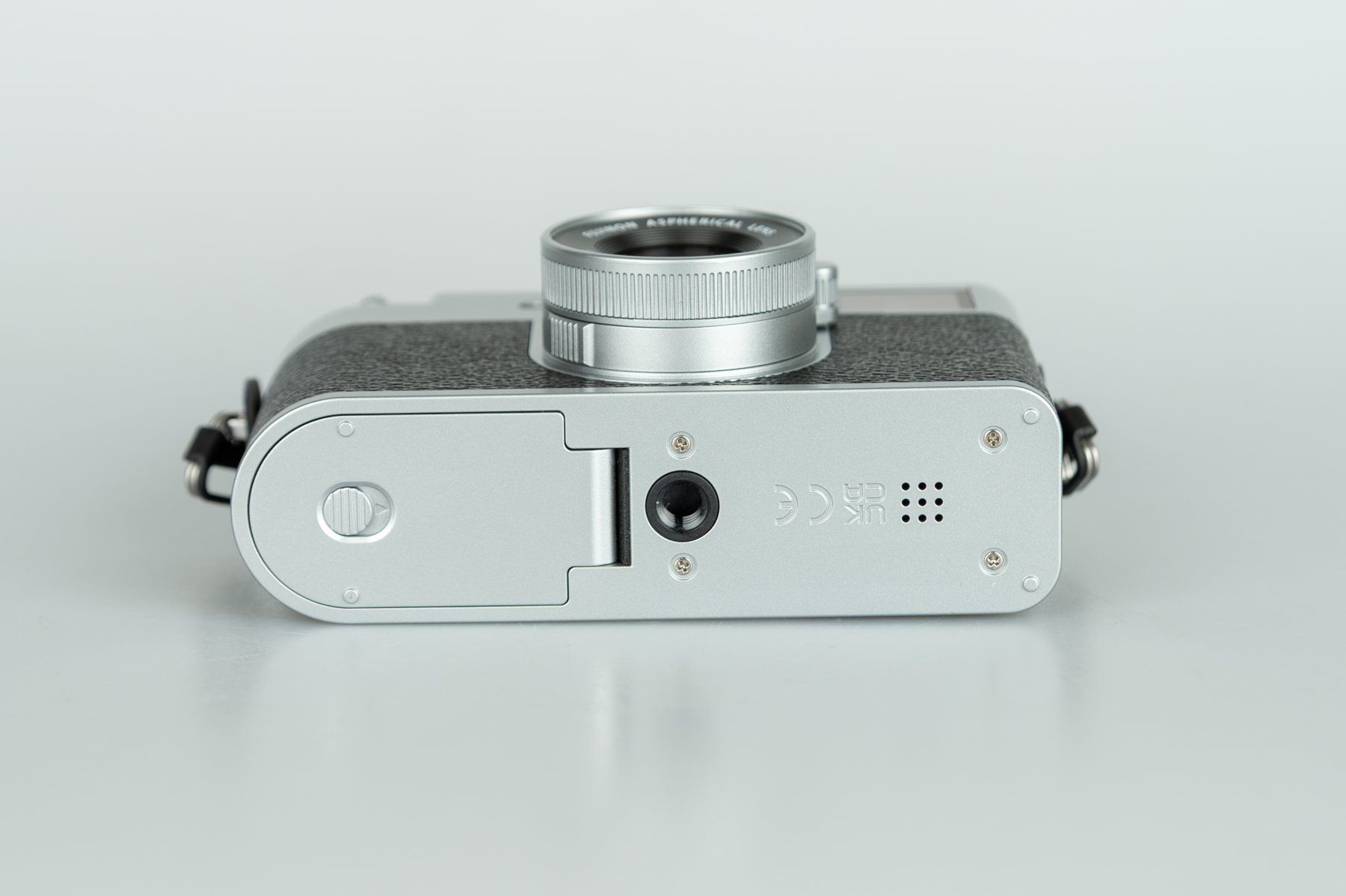 Fujifilm Fotocamera: Fujifilm X-HF1 silver (x-half) – Usato da Frauenfeld venduto da foto_winiger_gmbh 7