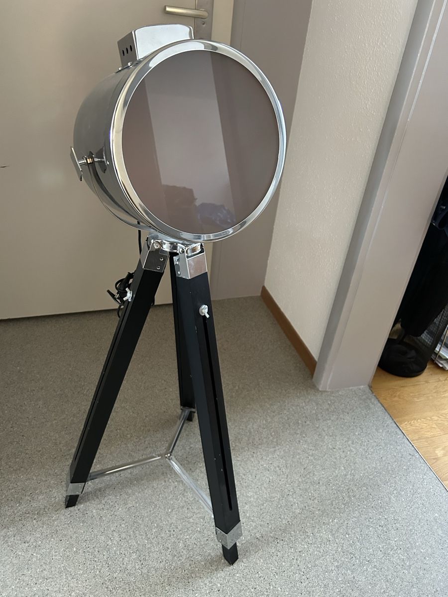 Lampen: Ständerlampe  – Gebraucht aus Henau von terrible 1