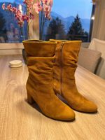 Echter Wildleder Stiefel in senfgelb, von Gabor Grösse 5.5