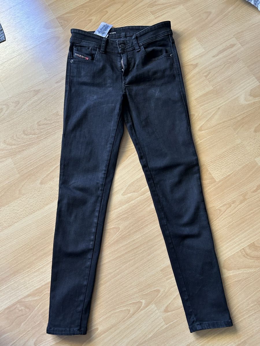 Diesel Jeans: Diesel Jeans, Slandy , Gr. 26/30 – Usato da Stein AG venduto da Amic_5275 1