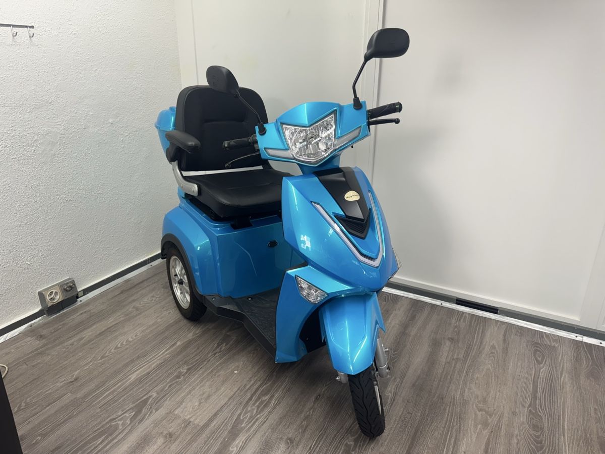 Mini Bike: Vespino — Elektro – Nuovo (secondo la descrizione) da Kloten venduto da moe_w6hw