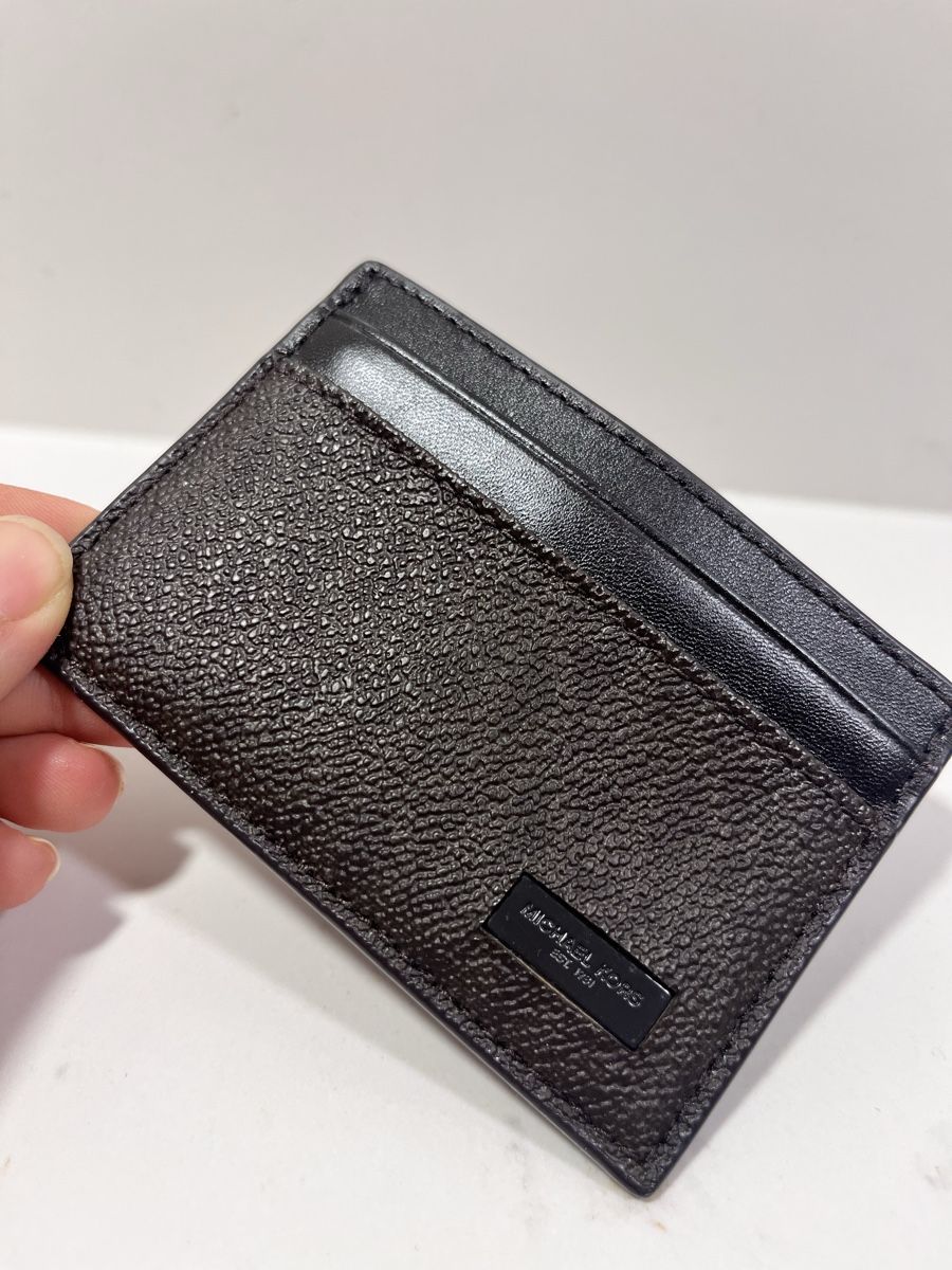 Michael Kors Portafogli: Michael Kors Kartenetui – Nuovo (secondo la descrizione) da Hinwil venduto da dire07