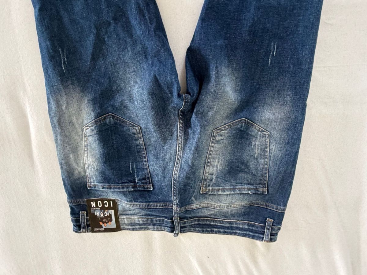 Dsquared2 Jeans: Dsquared2 Jean Homme Taille 54 – Nuovo (secondo la descrizione) da Bulle venduto da Re-a-loved 1