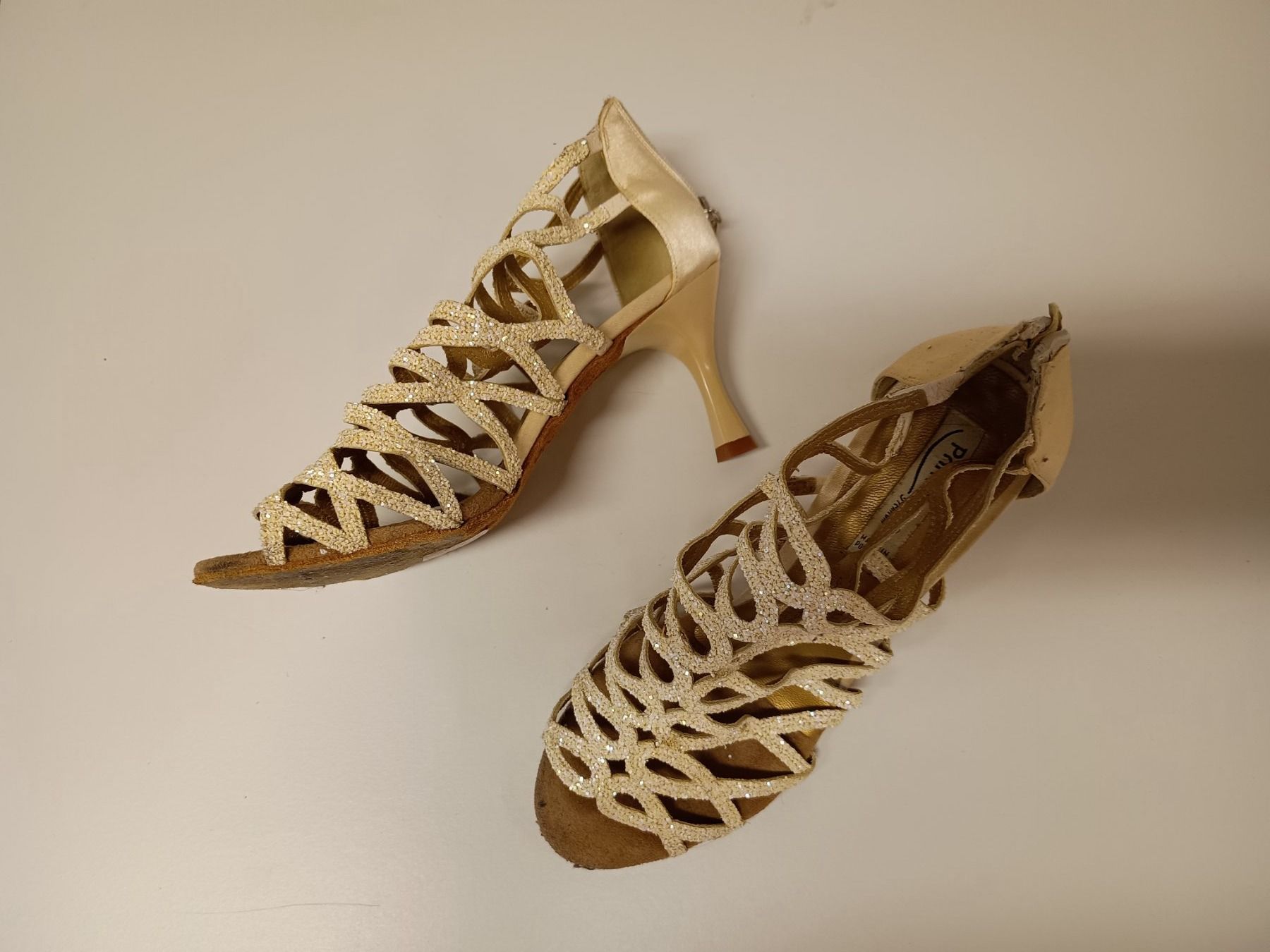 Scarpe da donna: Glitzer Tanzschuhe Portdance Gr. 38 – Usato da Zürich venduto da jona8859 1