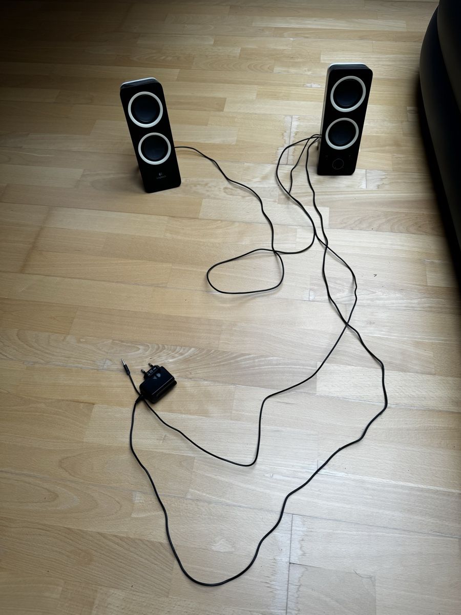 Logitech Casse acustiche: Multimedia Speaker Logitech – Usato da Madetswil venduto da kistlerk