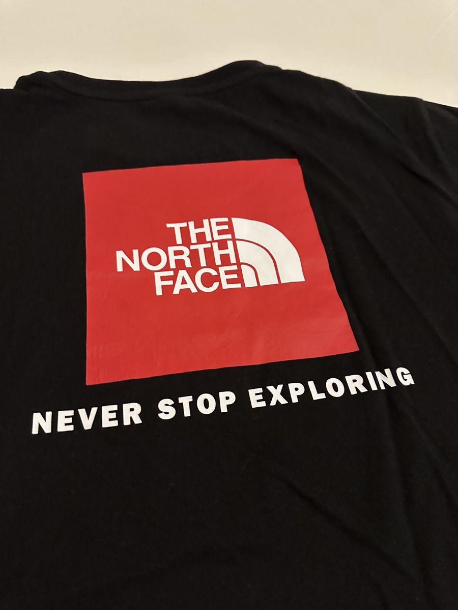 North Face T-shirt: The North Face T-Shirt – Nuovo (secondo la descrizione) da Bärschwil venduto da j_18996 1