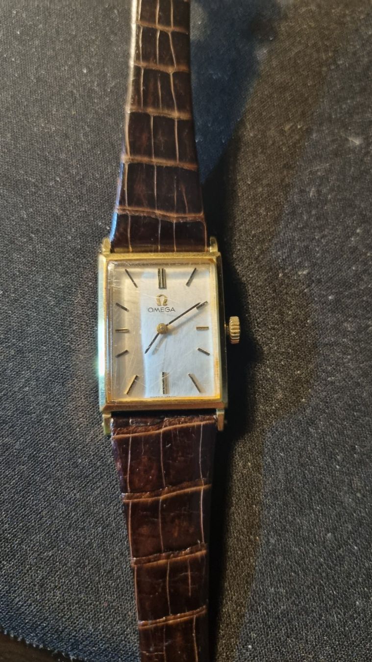 Omega Orologi: Omega plaquée Or - en cours de révision – Usato da Lausanne 25 venduto da joef99