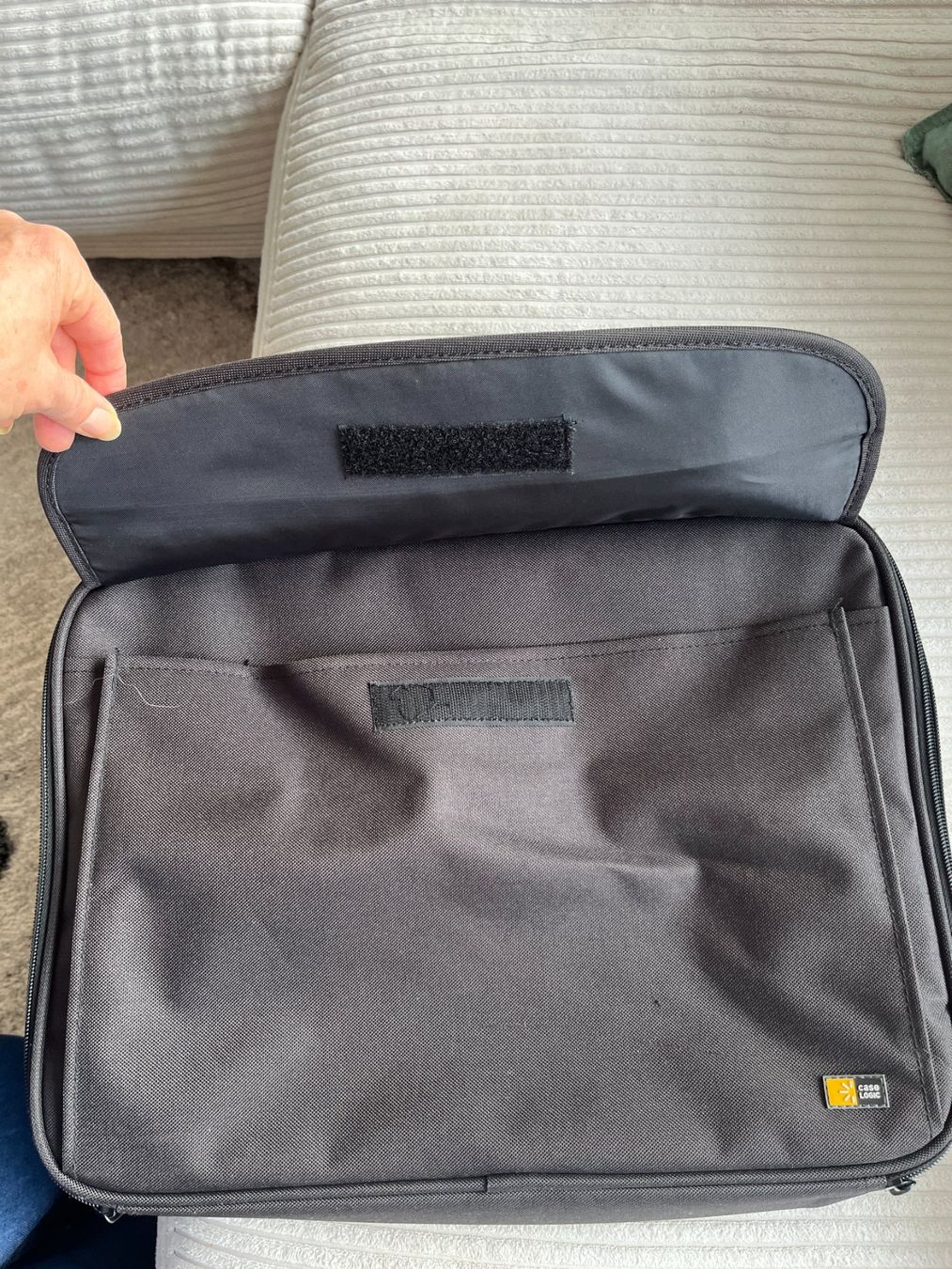 Borse: Sacoche noire Case Logic pour ordinateur portable CASE LOGIC – Nuovo (secondo la descrizione) da Seiry venduto da vanille08 2