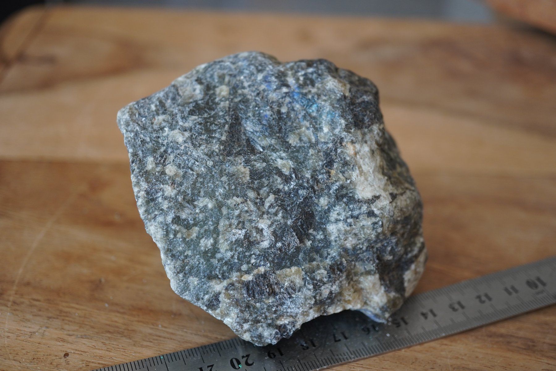 Minerali & Pietre curative: Labradorit  Rohstein   10cm x 10 cm   Rohmaterial – Nuovo e nell'imballaggio originale da Eschenbach SG venduto da topstone 2