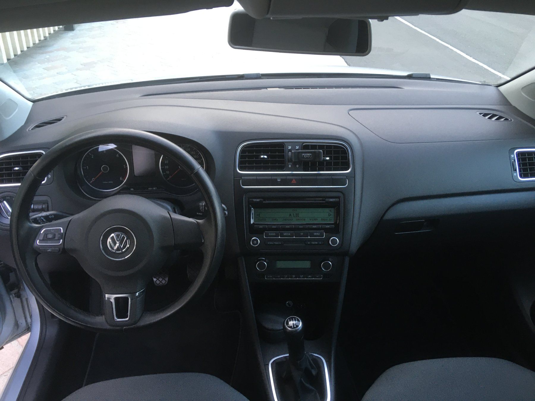 VW Automobili: VW Polo 1.6 TDI Comfortline – Usato da Zug venduto da RST70JE 3