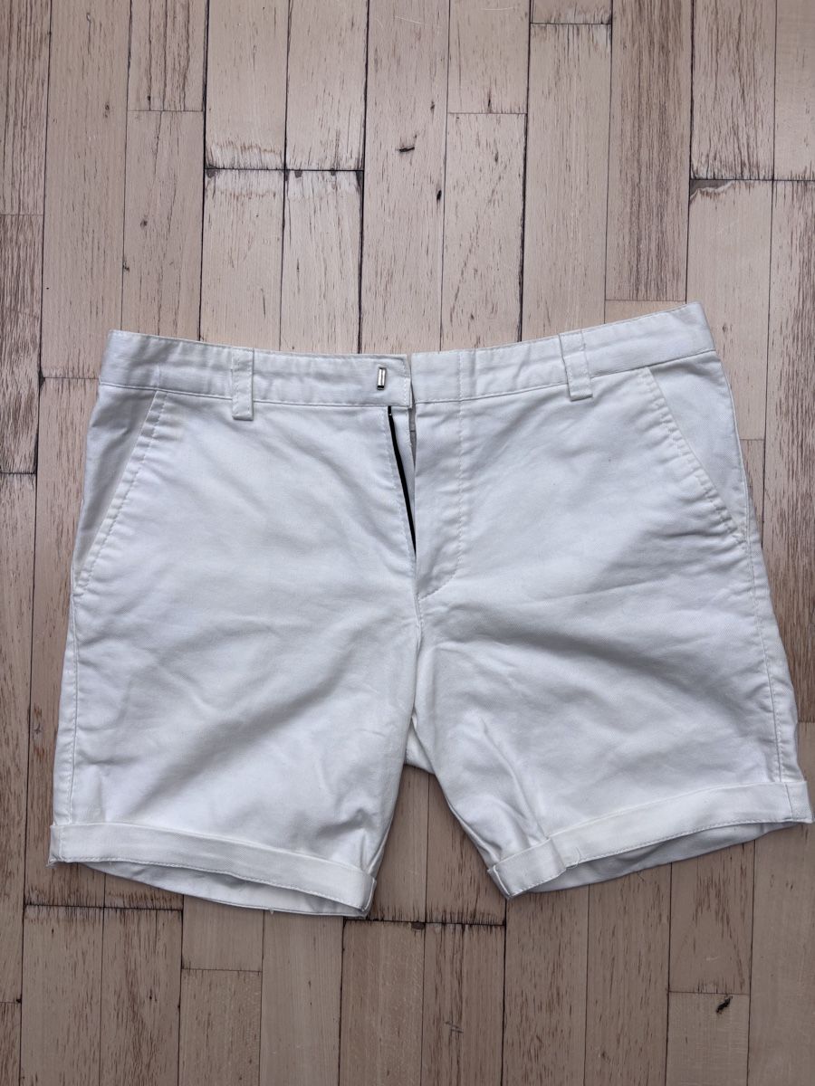 Pantaloni: White Summer Shorts - Size 34 – Usato da Zürich venduto da Grothschild