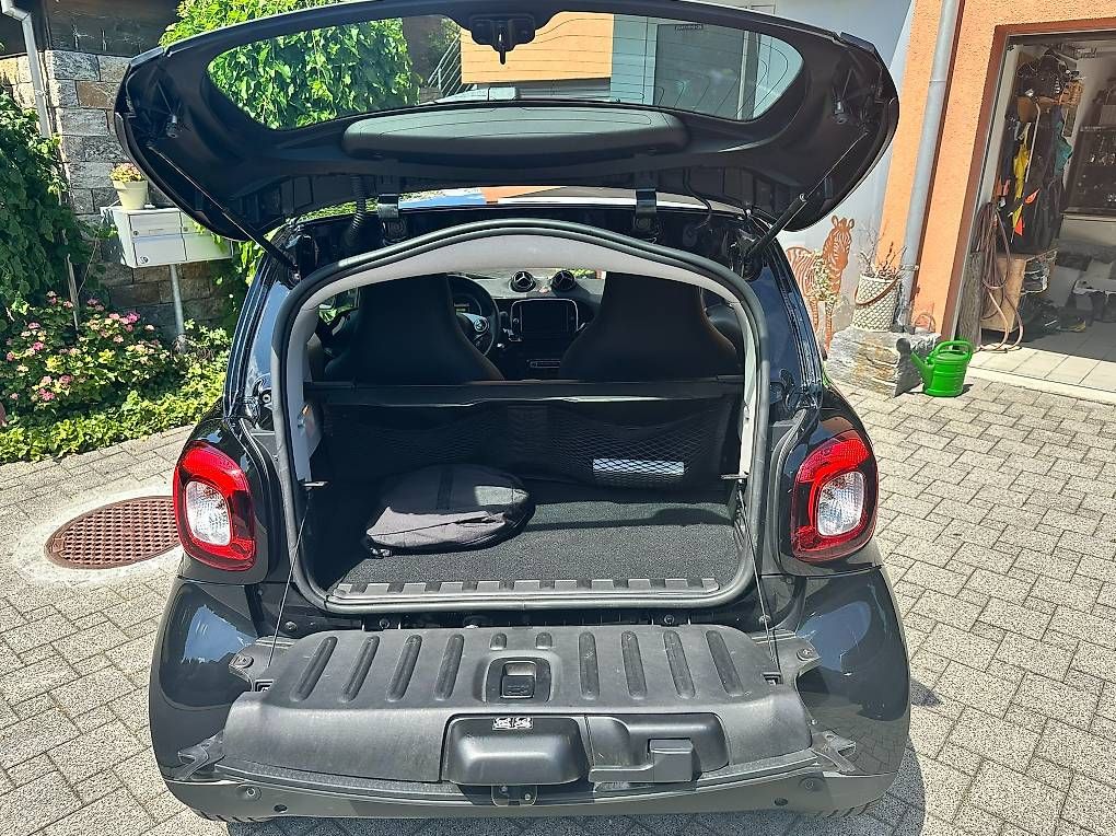 Smart Autos: SMART fortwo EQ Elektro – Gebraucht aus Schaan von Dani999 4