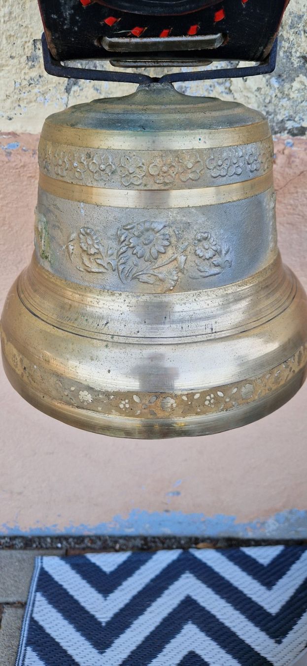 Cloches & sonnailles: Glocke – D'occasion à Fischenthal par sackblitz 2