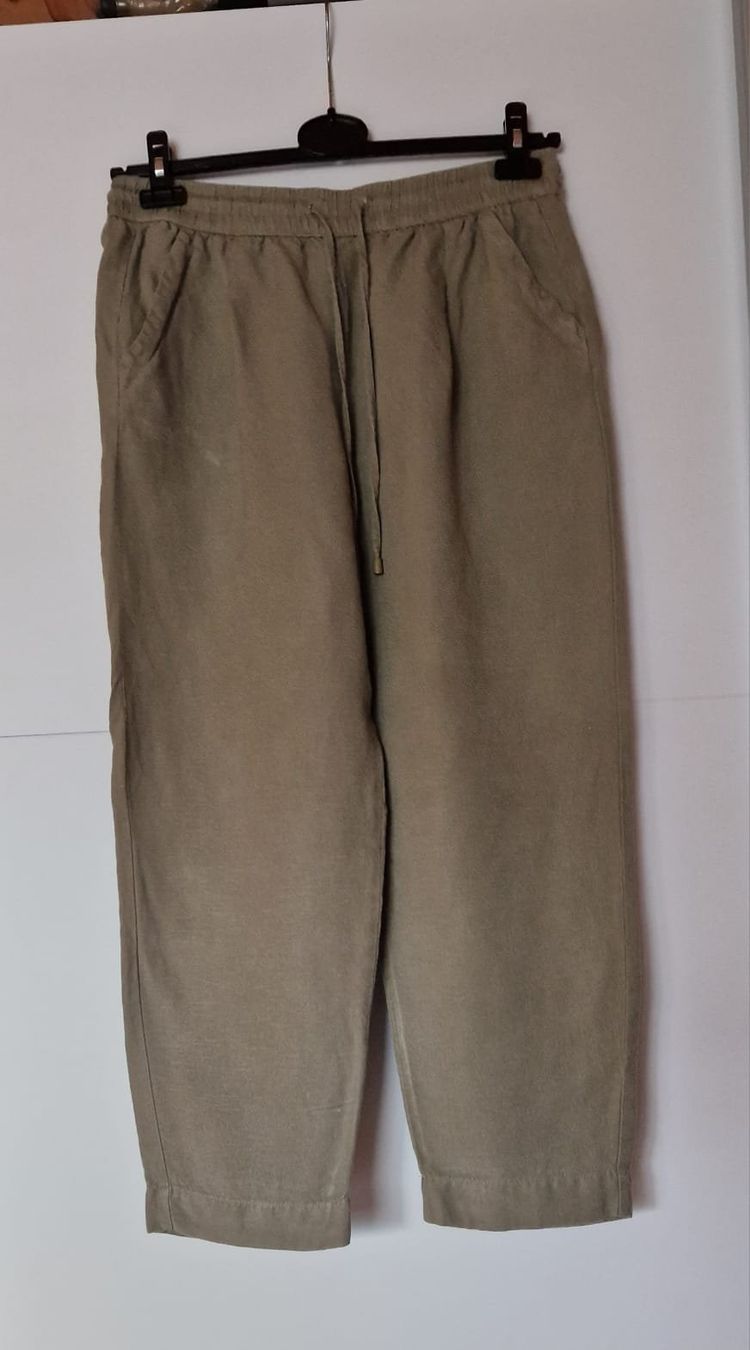 Hosen: Leinenhose Stoffhose, grün, Gr. 42 – Neu (gemäss Beschreibung) aus Oberdorf BL von Eselsohr21