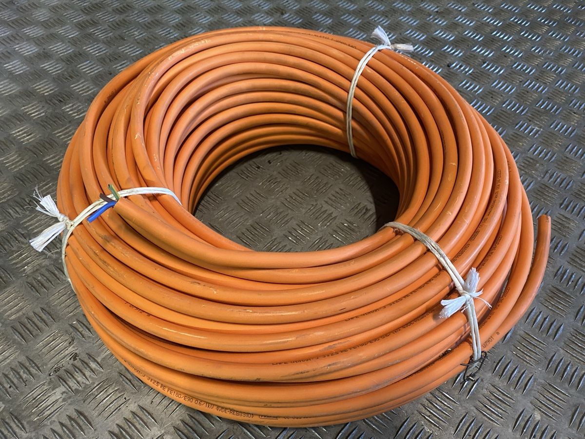 Kabel: Kabel, Stromkabel – Neu (gemäss Beschreibung) aus Ebnat-Kappel von Mech57