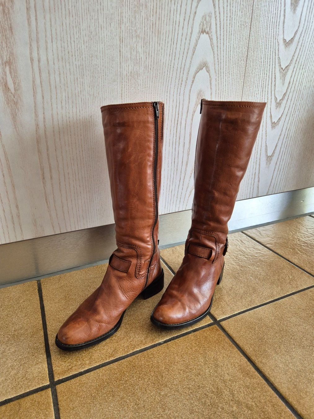 Damenschuhe: Lederstiefel – Gebraucht aus Domat/Ems von cowi 1