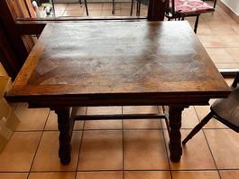 Auszug Esstisch Eiche, Holzintarsien um 1900 + 4 Stühle