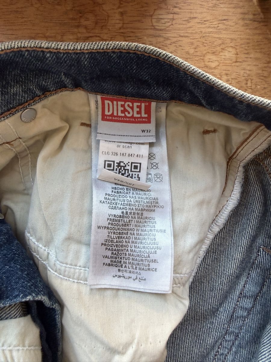 Diesel Jeans: Diesel Shorts Gr. 32 – Usato da Zürich venduto da sh1000 3
