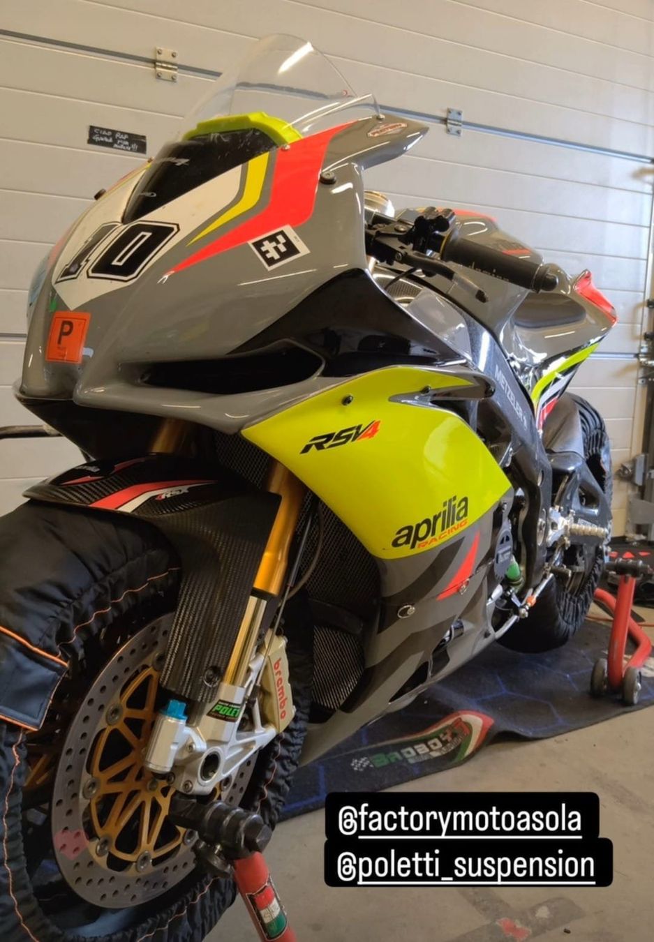 Aprilia Strada: Rennstrecke RSV4 RF – Usato da Chur venduto da Fiolli 1