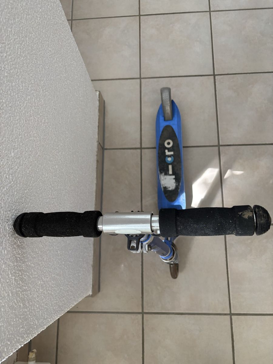 Scooter: Blauer Micro Roller  – Usato da Winterthur venduto da Baco 1