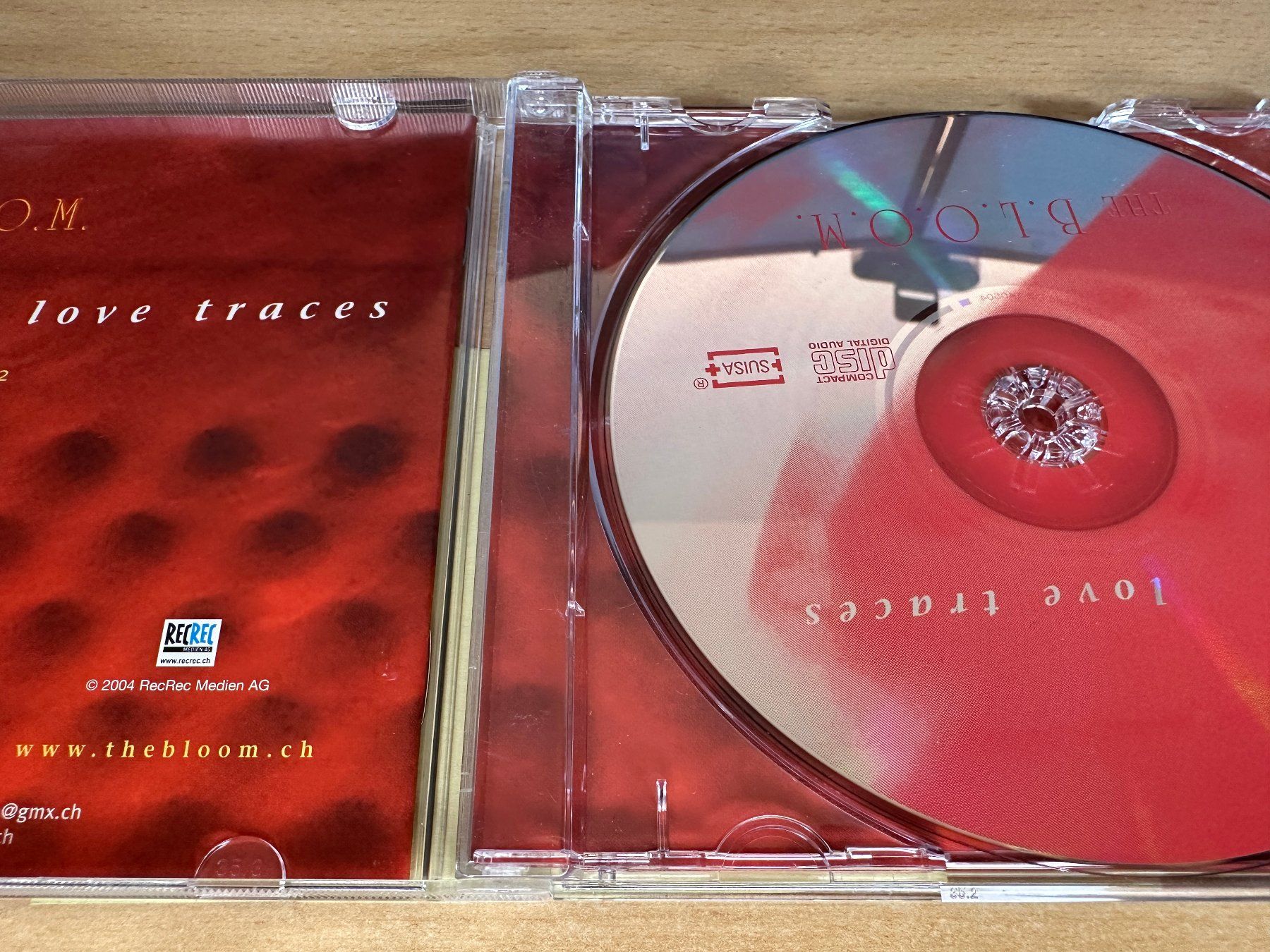 CDs: The B.L.O.O.M. – Love Traces – Gebraucht aus Rikon im Tösstal von Alpenmutz 2