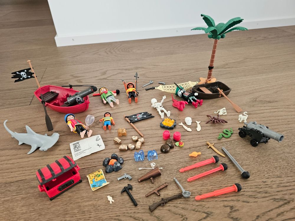 Playmobil 4164 Piratenschatzhöhle und 5137 Piratenboot Hai Kaufen auf Ricardo