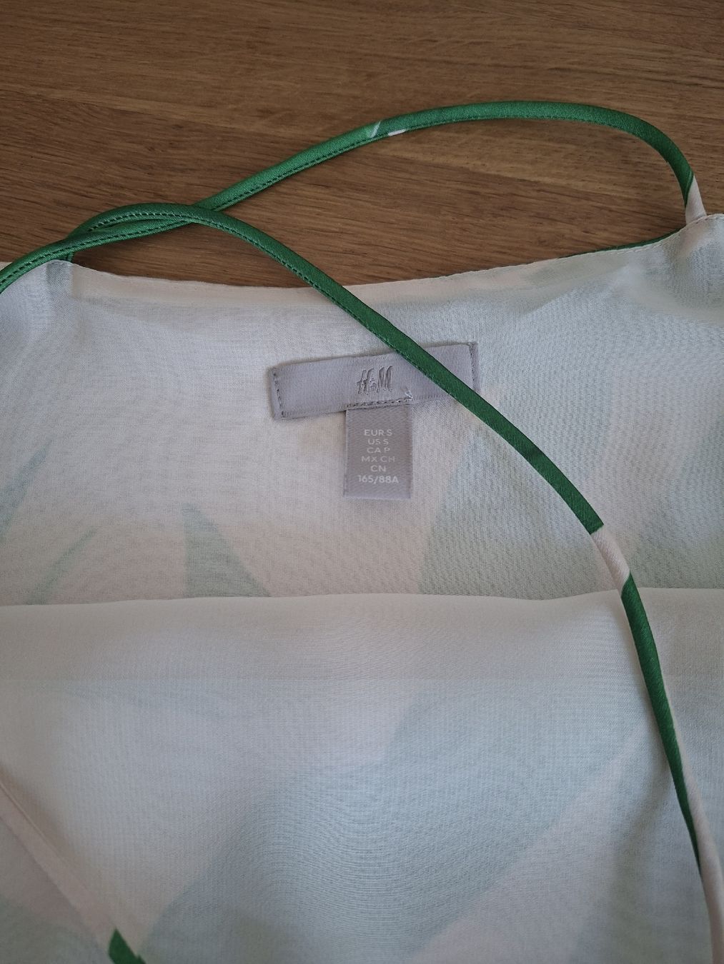 H&M Completi & Tailleur: H&M Set – Nuovo (secondo la descrizione) da Riehen venduto da jlj_st82 5