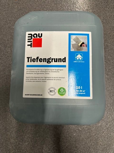 Colori: Baumit Tiefengrund – Usato da Studen BE venduto da Free44