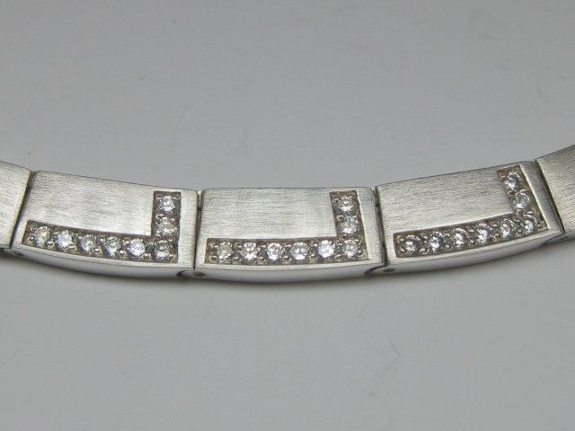 Esprit Catenine: Modernes Designer-Collier Silber 925 Esprit Zirkonia – Usato da Ermatingen venduto da Decovin 1