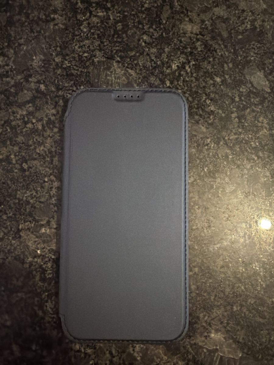 Apple Coques & Protection écran: Étui iPhone 17 pro Max neuf  – Neuf (Voir description) à Yverdon-les-Bains par ame_7f2x 2