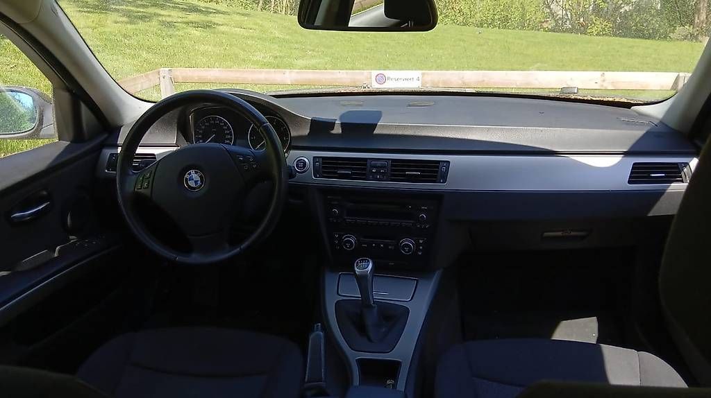 Automobili: BMW 318i Touring, Benzin, 2008 – Usato da Wald ZH venduto da omv_68xj 2