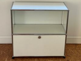 USM Haller Regal 2x1 mit 1 Klapptüre - Reinweiss