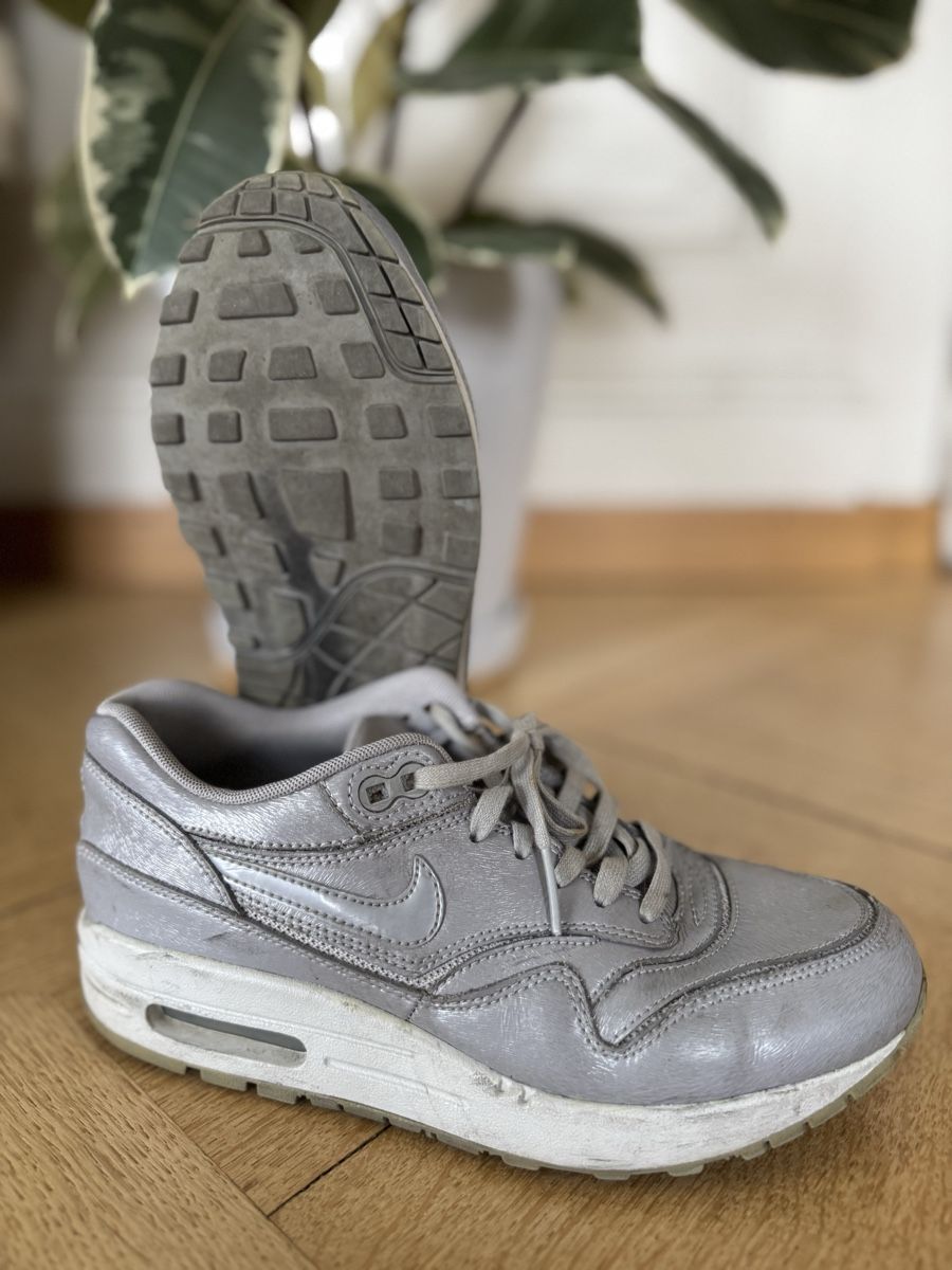 Nike Scarpe da donna: NIKE AIR MAX 1 Silver Women – Usato da Bern venduto da Jasminp90 1