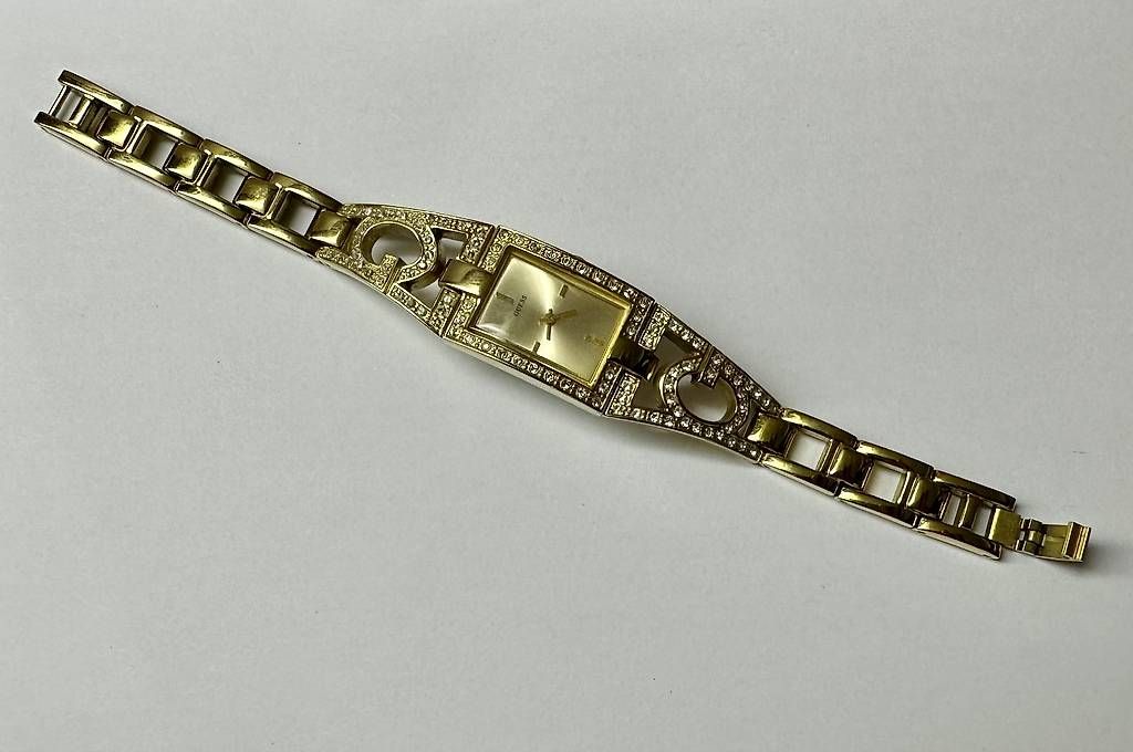 Guess Orologi: Guess Damenuhr – Usato da Urtenen-Schönbühl venduto da t00one 2