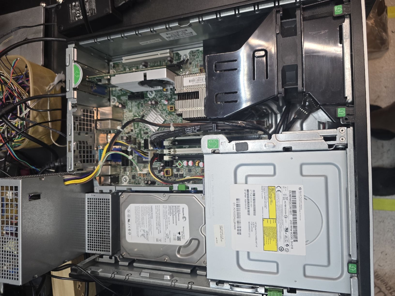 Hewlett Packard PCs: HP Compaq Elite 8300 SFF Computer mit  – Gebraucht aus Täuffelen von Caspersky 3